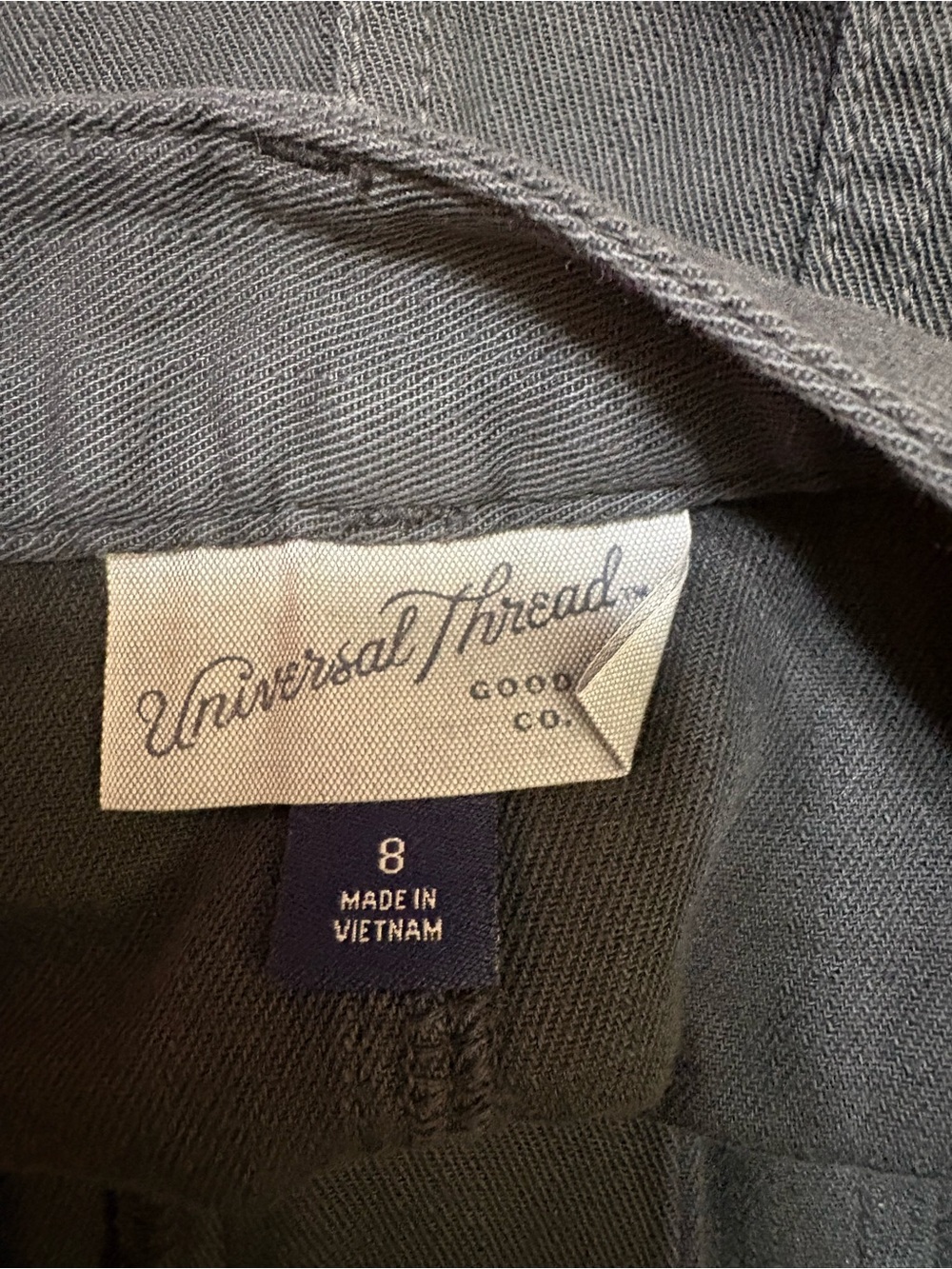 Universal Thread Women's High-Rise Slash Pocket Utility Shorts Gray  Size  8 New - Picture 2 of 10